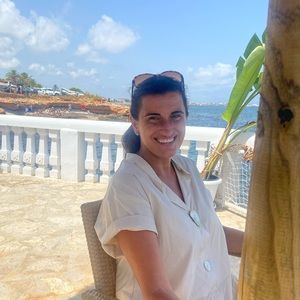 Meet your Posher, Eva